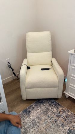 Power Lift Recliner Chair – Beige/Tan – new