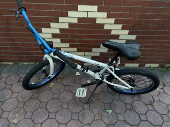 !blue rims Bike