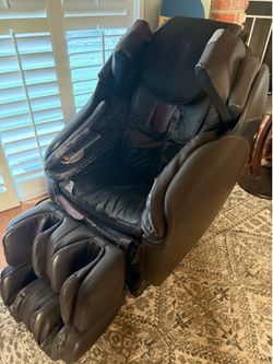 Inada 3s massage chair
