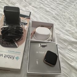 Fitbit Versa 2