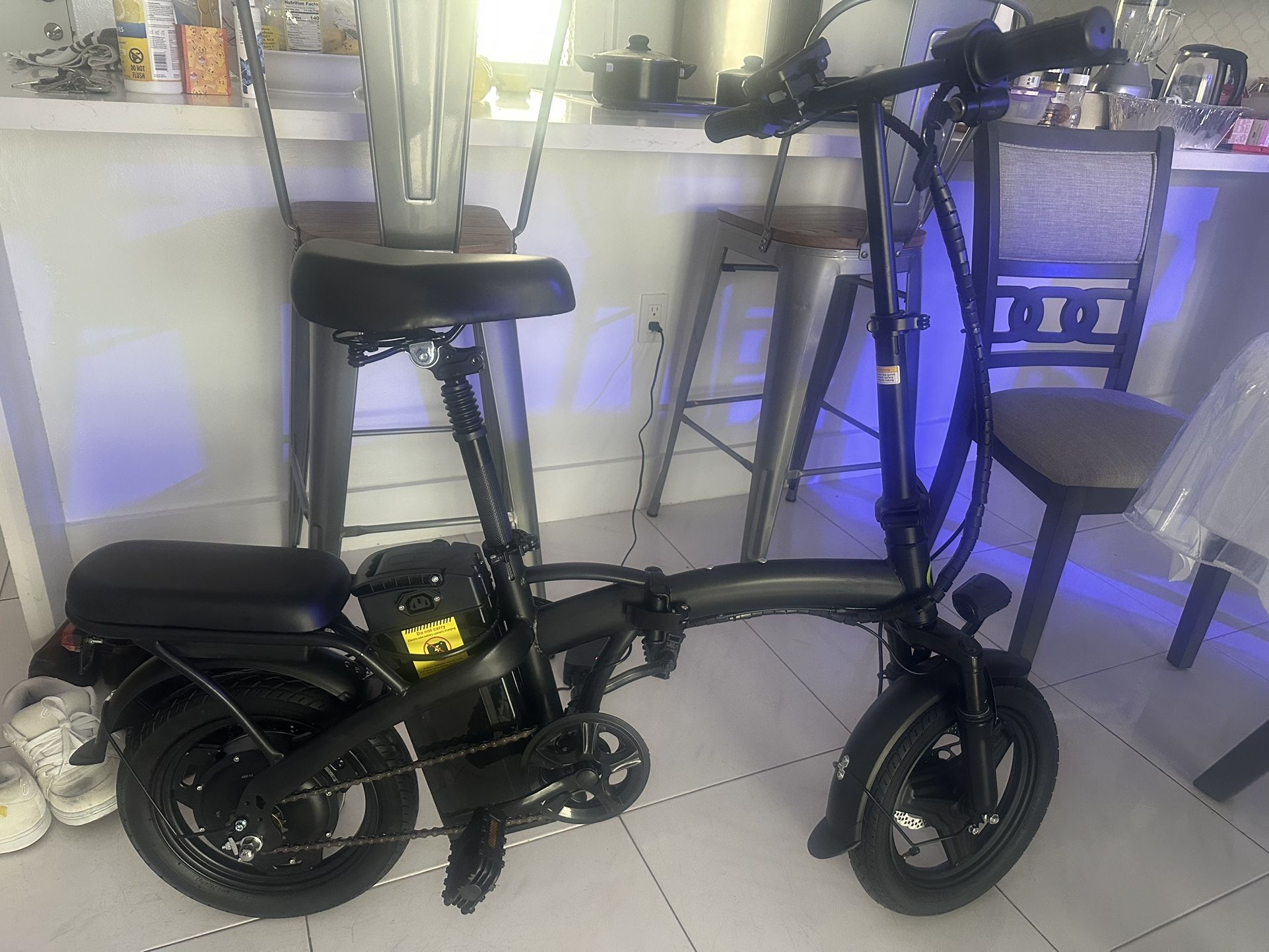 New Electric Bicycle 20mph 35mi Range