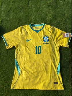 Brazil home Neymar jersey