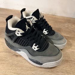 Nike Air Jordan 4 Retro Fear 2024 Size 13C