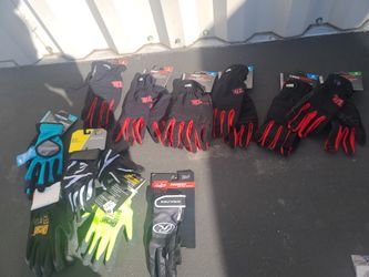 Gloves S , M , L