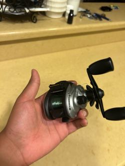 Abu Garcia max ez baitcaster