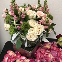 Perfect Flower Arrangement 🌹