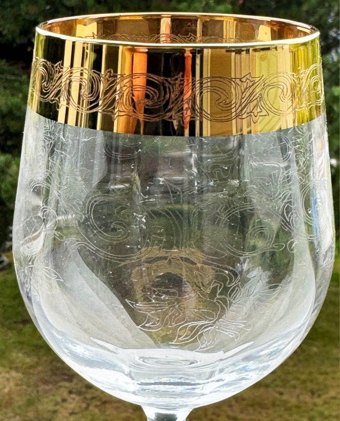 .5 oz plastic cups 24 Clear 5 oz Ribbed Round Plastic Dessert Cups with Spoons Set main image 1