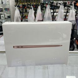 Macbook Air 13” M1 8/256GB! Finance For $50 Down Payment!!