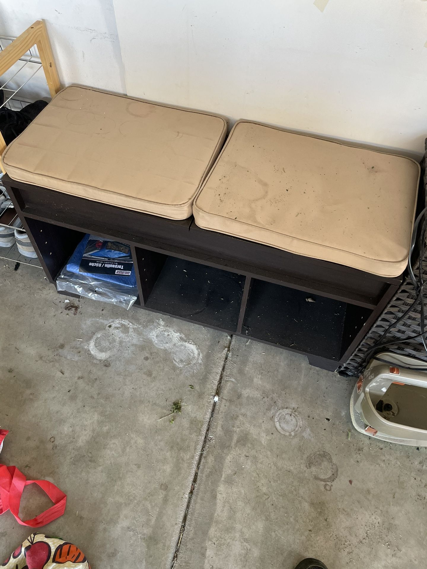 Bench/ storage for Sale in Winchester, CA OfferUp