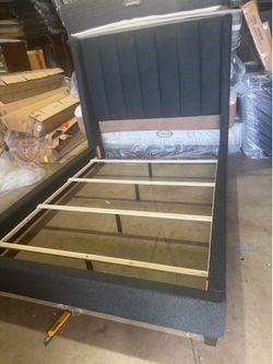 Queen frame for $190