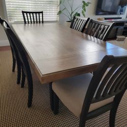 Beautiful Extendable Dining Table And Chairs