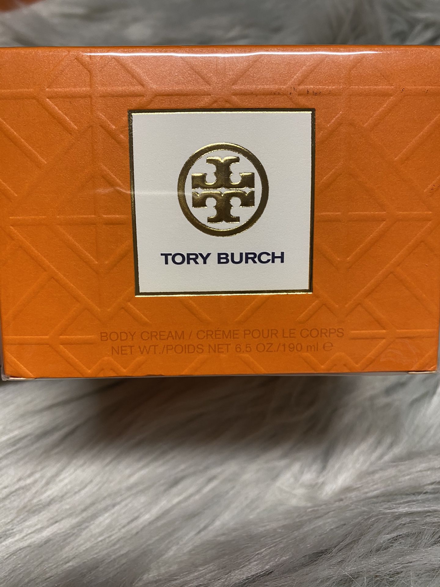 Tory Burch Body Cream New for Sale in Warren, OR - OfferUp