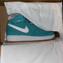 Air Force 1 Mid Aqua 