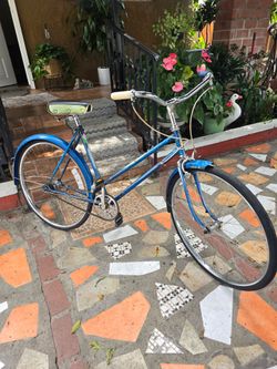 1970s J.C Higgins Woman's Road Bike 3-Speed