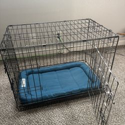 Dog Crate With Kong Mat 🐶 