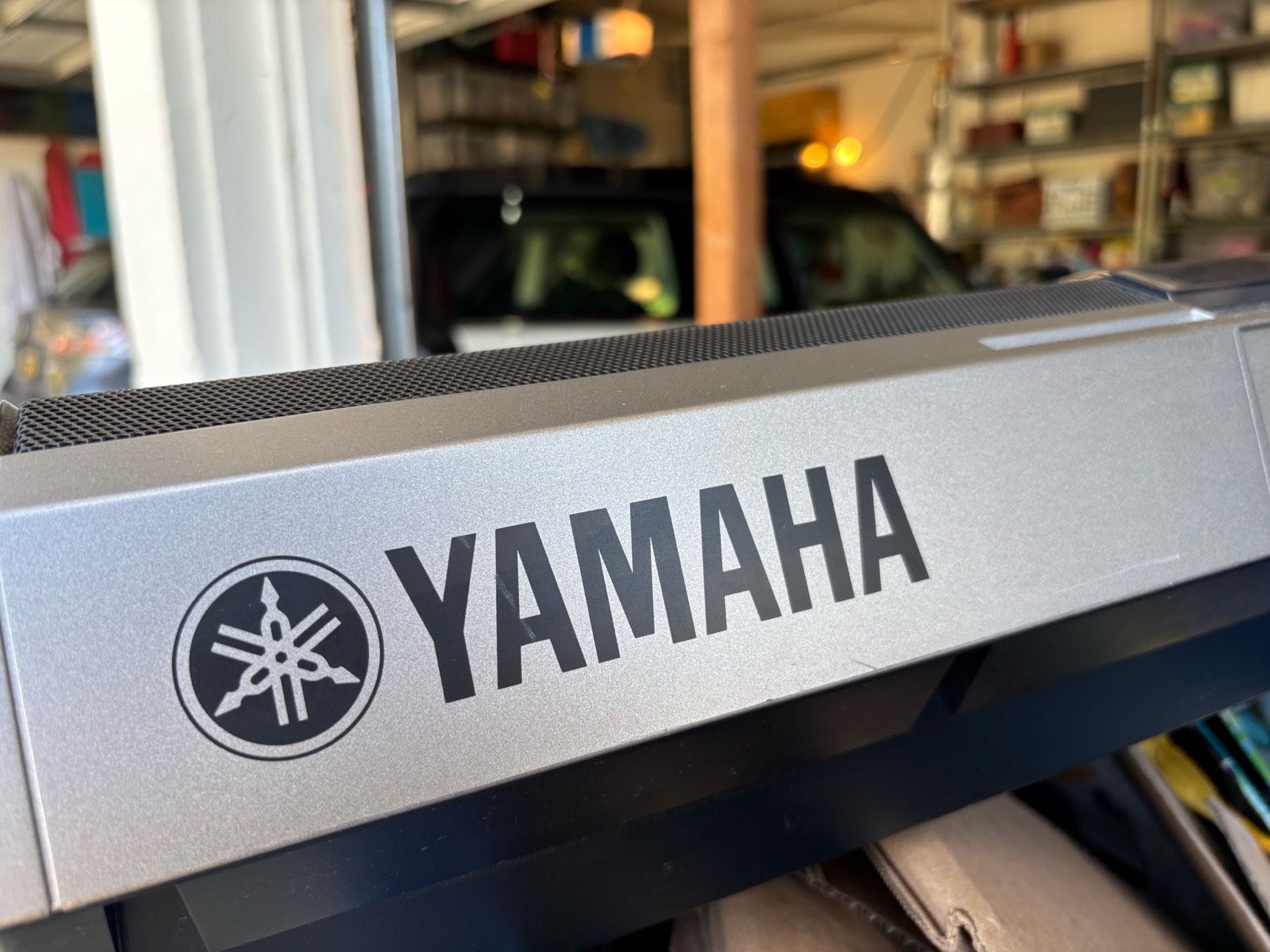 Yamaha PSR-E443 Digital Keyboard