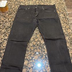 Levi’s (508) Regular Taper Fit Black Jeans 