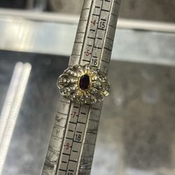 Beautiful 18K Yellow Gold and Diamond Ruby Fluted Dome Ring Size 6 Stunning YG