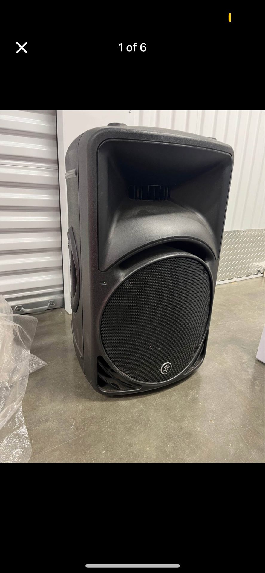 2 PA speakers plus mixer