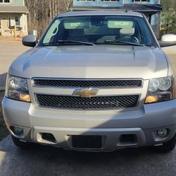 2007 Chevy Avalanche 5.3 2wd