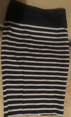 H&M Black & White Striped Pencil Skirt - Size 4