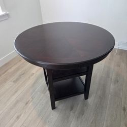 42" Round Dining Table