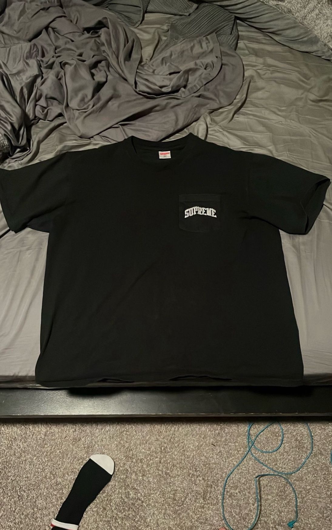 Supreme Raiders “47’” XL tee