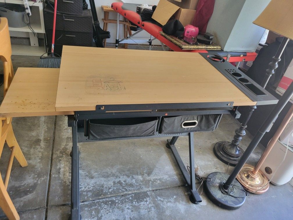 Drafting Drawing Table