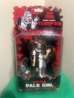 NECA Toony Terrors Damien Leone's Terrifier LITTLE PALE GIRL Figure w Possum