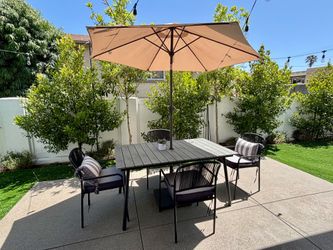 Modern Outdoor Patio Dining Set – Table, 4 Chairs & Umbrella Included