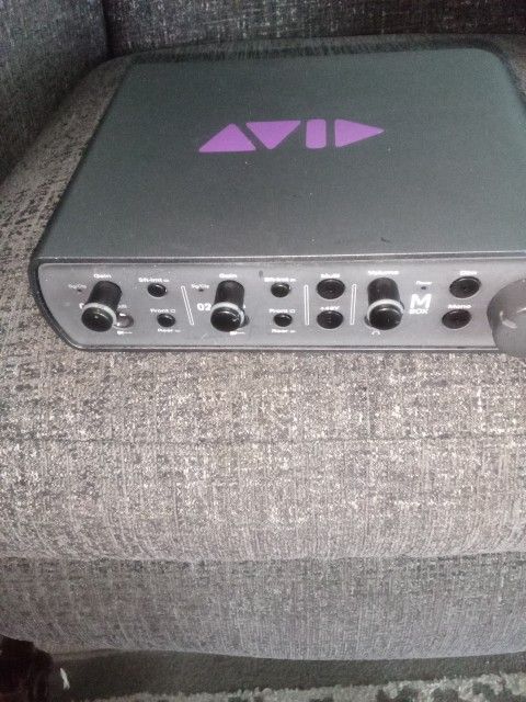 Avid M-box