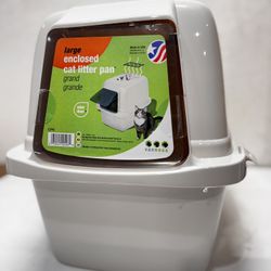 Van Ness Pets Odor Control Large Enclosed Cat Litter Box