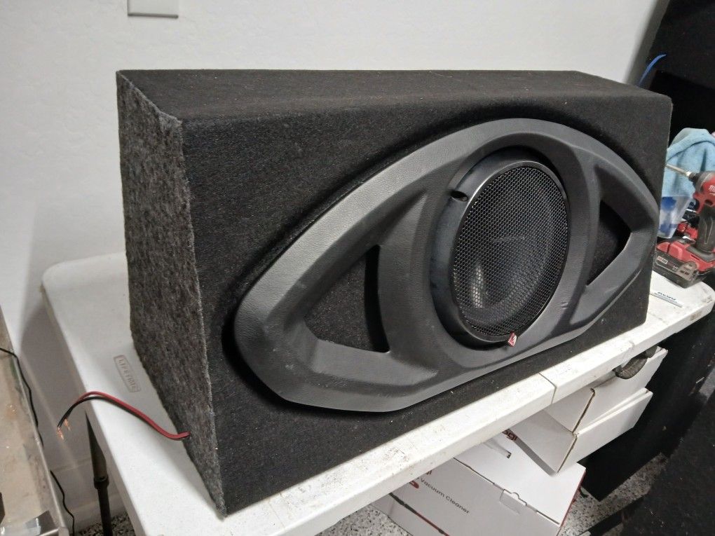 10" Rockford Fosgate T1 Subwoofer In Custom Enclosure