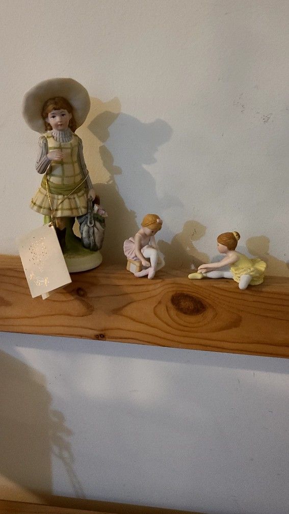 3 New Vintage Holly Hobbie Figurines