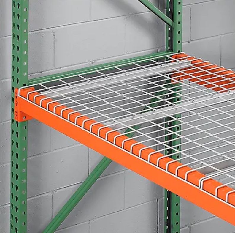 New 42”x46” Wire decking