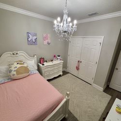 Disney Princess Bedroom Set - Full Size