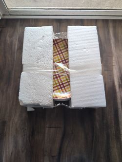 Set Of 4 New In Box 10" Ceramic Fall Dinner Plates