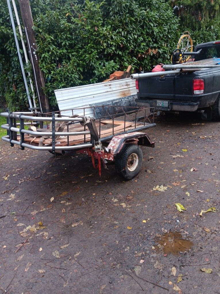 Good little utility trailer a hundred and twenty five bucks