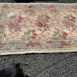 5’ X 7’ Wool Hooked Rug $15