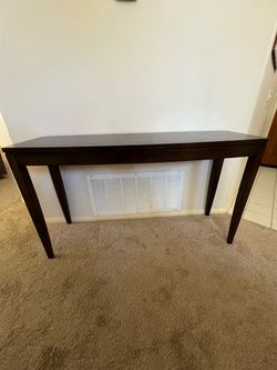 Side Entry Table