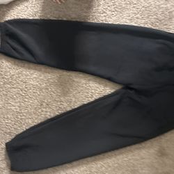 Black sp5der pants