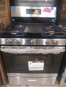 GE NEW GAS RANGE WITH 5 BURNERS
