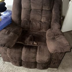 Brown recliner 