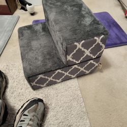 Small dog step
