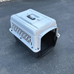 Pet Porter Dog Kennel Portable crate for 25-30 or cat