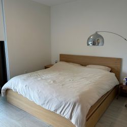 Malm ikea king bed Frame with 4 drawers