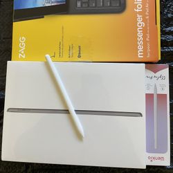 iPad 9th Generation 256GB  Brand New sealed With Keyboard case And Pencil 