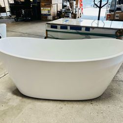 59” x 28” Acrylic Center Drain Freestanding Bathtub in White Color $449 