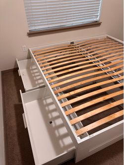 king-size bed, white