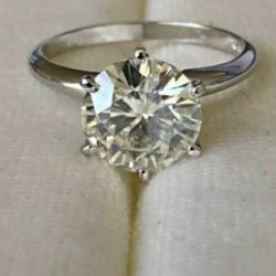 GENUINE SILVER 3 CT WHITE  MOISSANITE RING